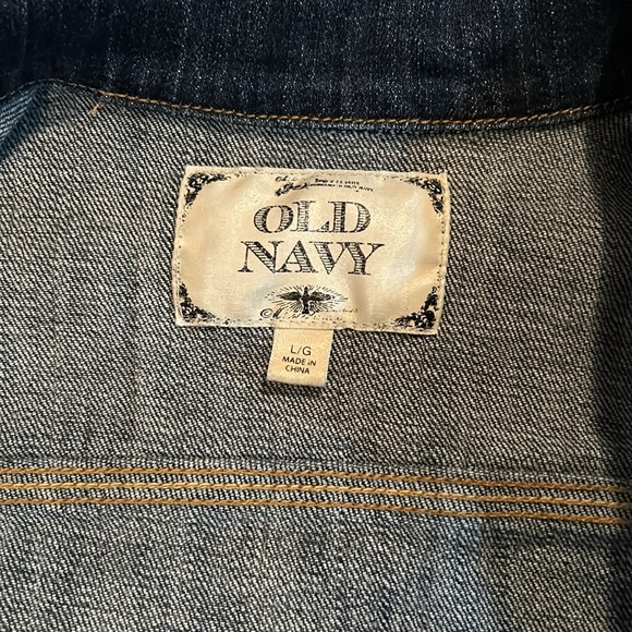 Old navy size large Jean jacket - Picture 3 of 5